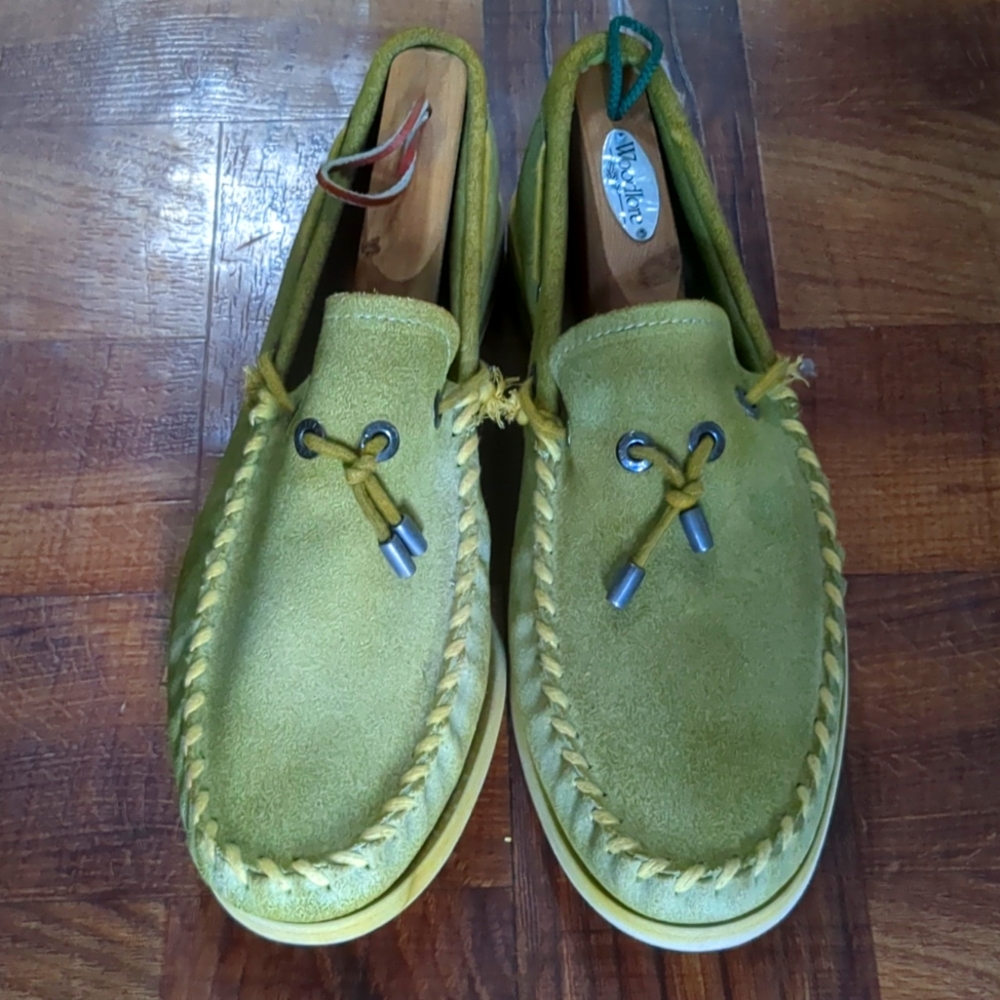 lovely Green Italian loafers size 42/ 9 1/2
